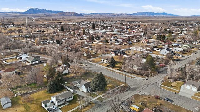 9 S 200 W, Smithfield, UT 84335