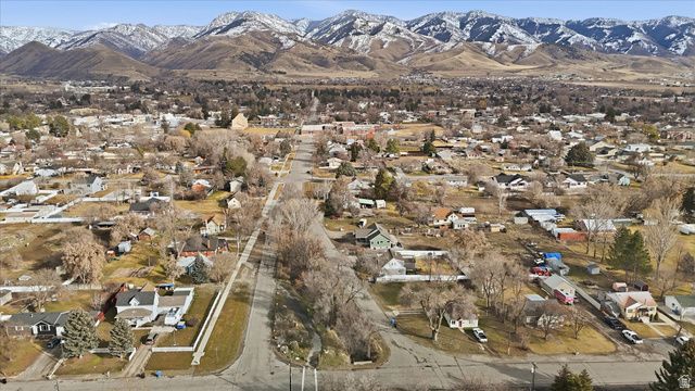 9 S 200 W, Smithfield, UT 84335