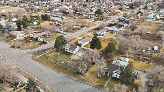 9 S 200 W, Smithfield, UT 84335