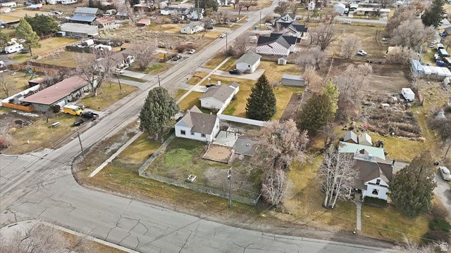 9 S 200 W, Smithfield, UT 84335