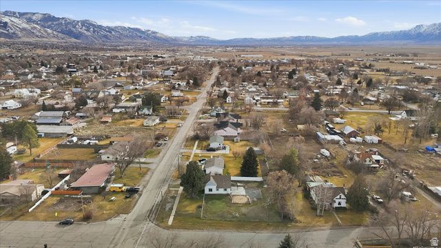 9 S 200 W, Smithfield, UT 84335