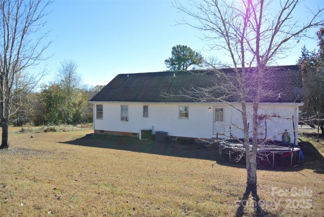 225 Mcdade Road, Forest City, NC 28043