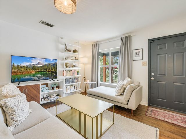 2001 Tillery ST, Austin, TX 78723