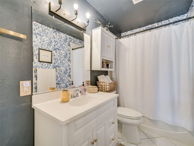 2001 Tillery ST, Austin, TX 78723