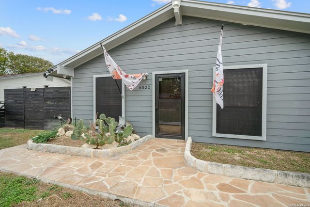 6022 Castle View, San Antonio, TX 78218