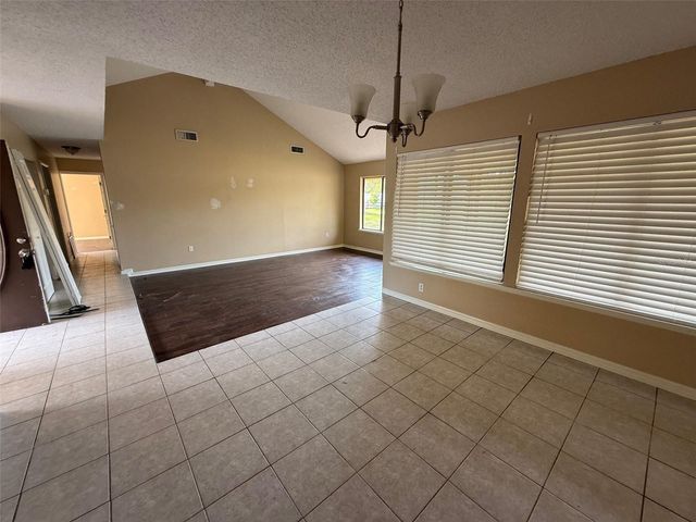 9085 HEATHER BOULEVARD, Weeki Wachee, FL 34613