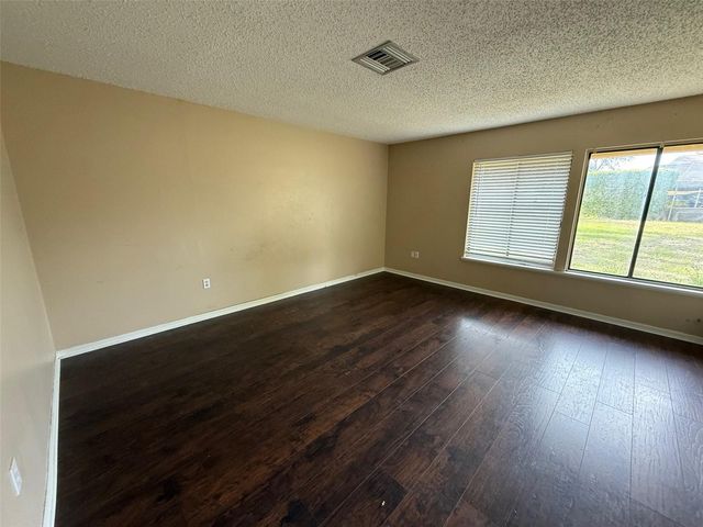 9085 HEATHER BOULEVARD, Weeki Wachee, FL 34613