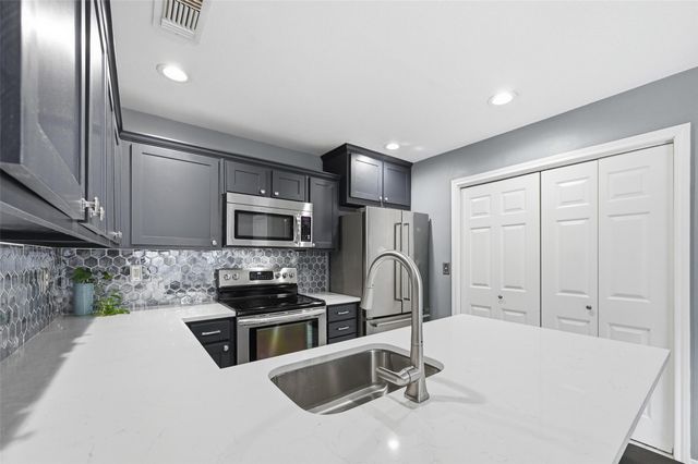 6144 Jereme Trail, Dallas, TX 75252