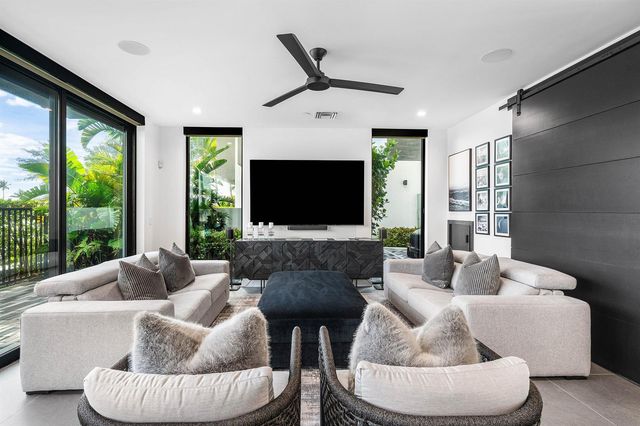 11501 Old Ocean Boulevard, Ocean Ridge, FL 33435