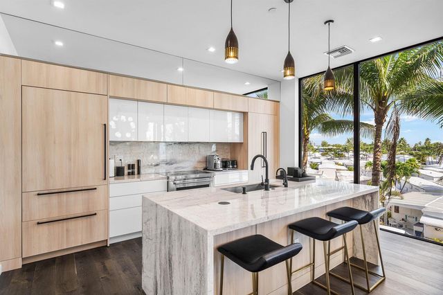 11501 Old Ocean Boulevard, Ocean Ridge, FL 33435