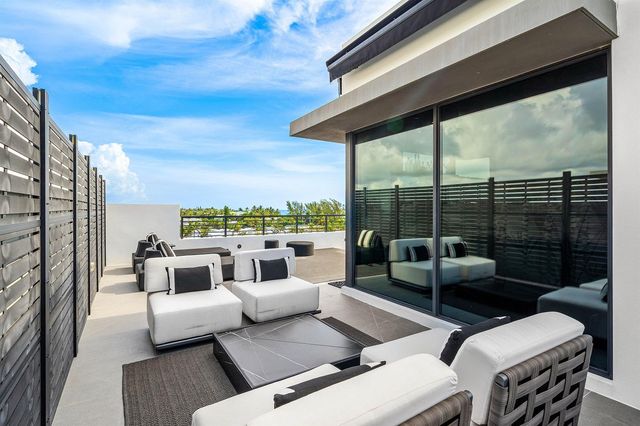11501 Old Ocean Boulevard, Ocean Ridge, FL 33435