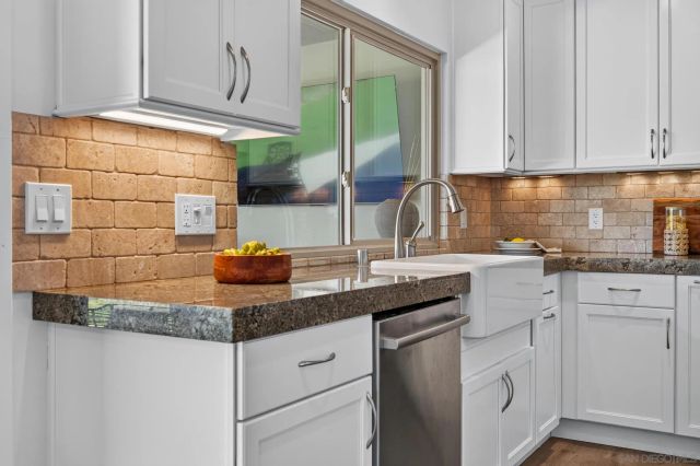 17287 Regalo Ln, San Diego, CA 92128