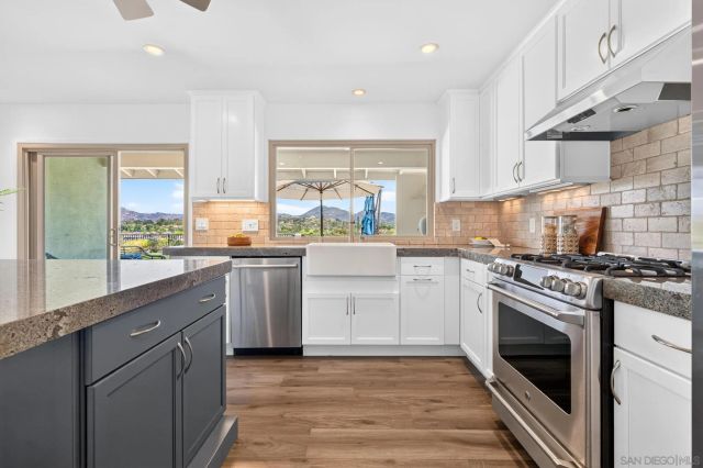 17287 Regalo Ln, San Diego, CA 92128