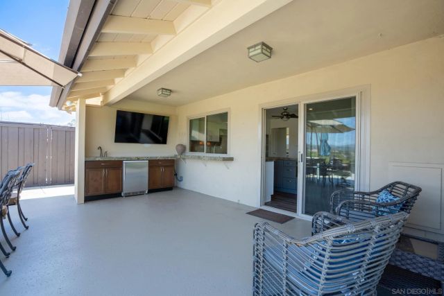 17287 Regalo Ln, San Diego, CA 92128