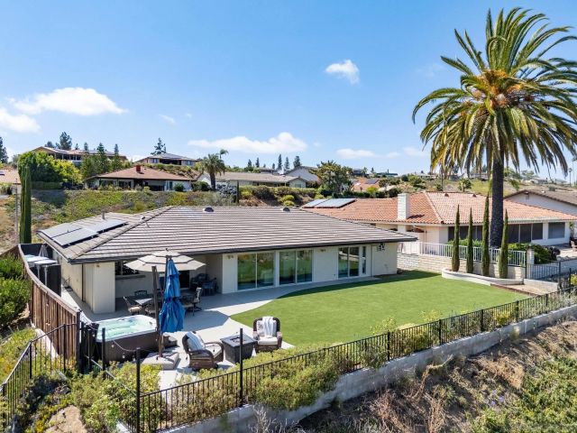 17287 Regalo Ln, San Diego, CA 92128
