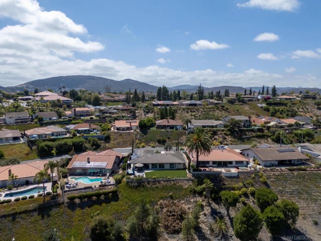 17287 Regalo Ln, San Diego, CA 92128