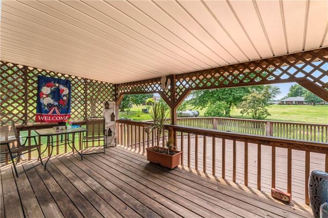 129 NW 251st Road, Clinton, MO 64735