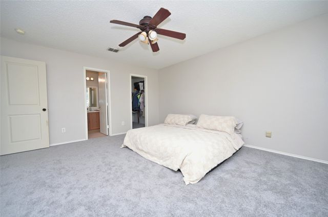 6701 Waterhill Lane, Fort Worth, TX 76179