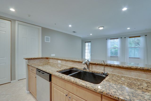 1365 Vía De Pepi, Boynton Beach, FL 33426