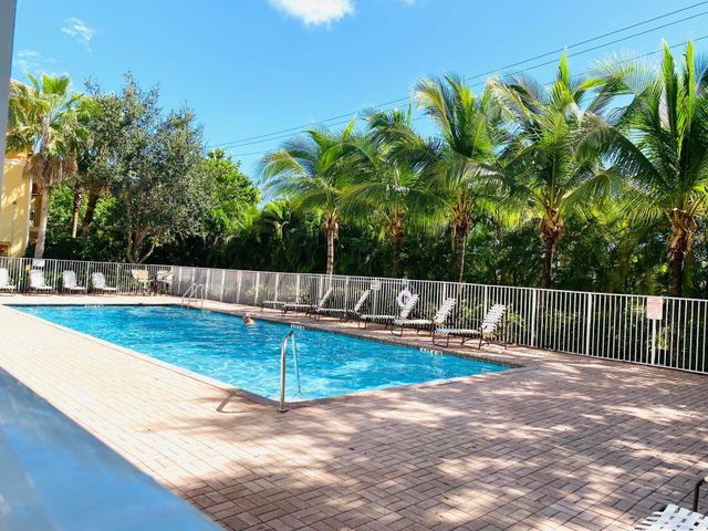 1365 Vía De Pepi, Boynton Beach, FL 33426