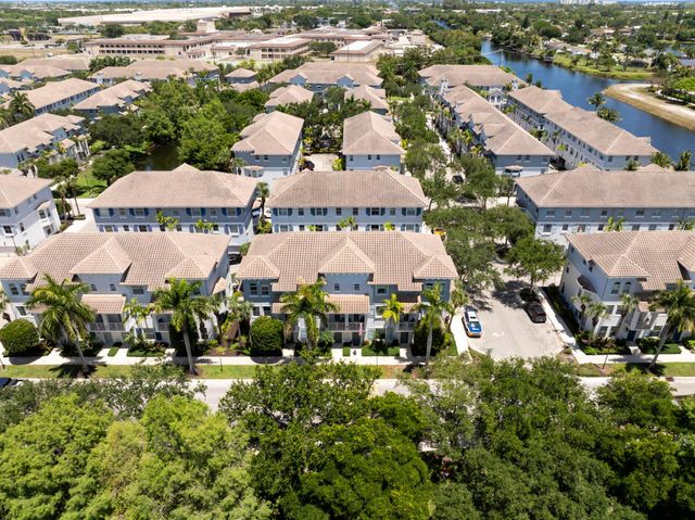 1365 Vía De Pepi, Boynton Beach, FL 33426