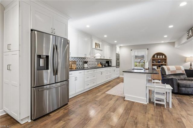 55 Cedar RD, Poquoson, VA 23662