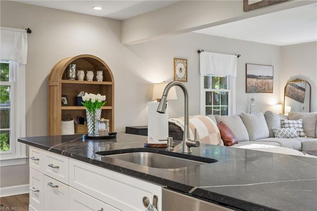 55 Cedar RD, Poquoson, VA 23662