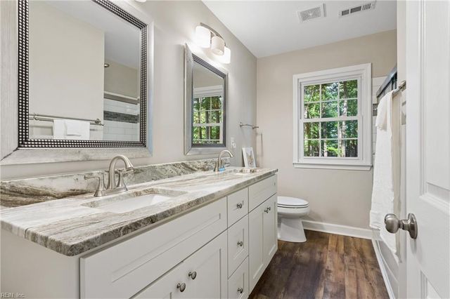 55 Cedar RD, Poquoson, VA 23662