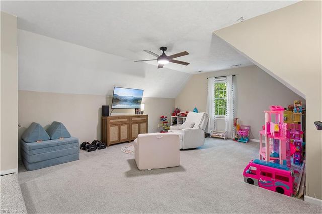 55 Cedar RD, Poquoson, VA 23662