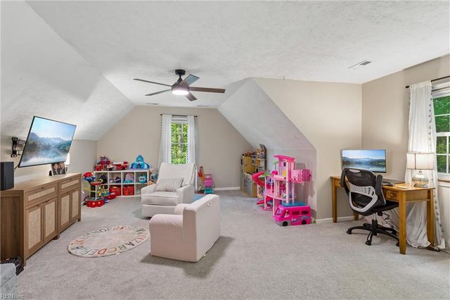 55 Cedar RD, Poquoson, VA 23662