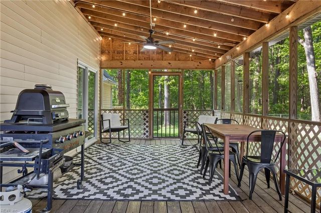 55 Cedar RD, Poquoson, VA 23662