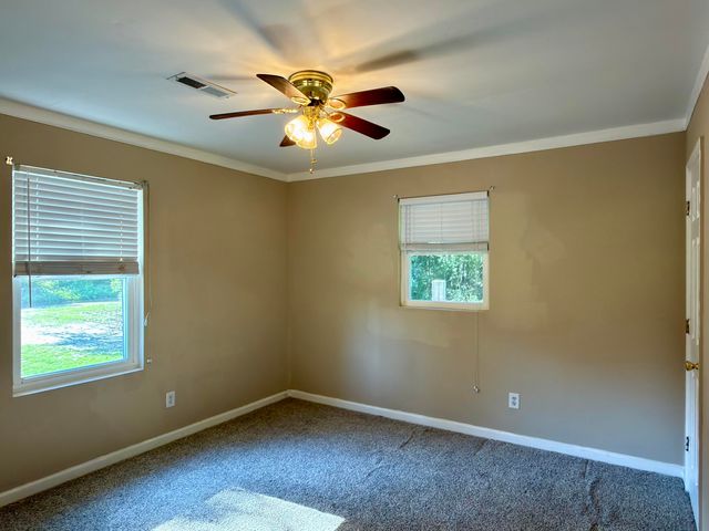 2515 Elizabeth Drive, Dalzell, SC 29040