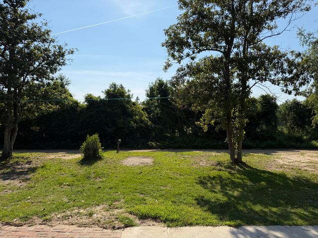 2515 Elizabeth Drive, Dalzell, SC 29040