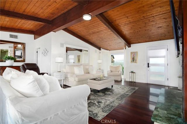 5038 Cerrillos Drive, Woodland Hills, CA 91364