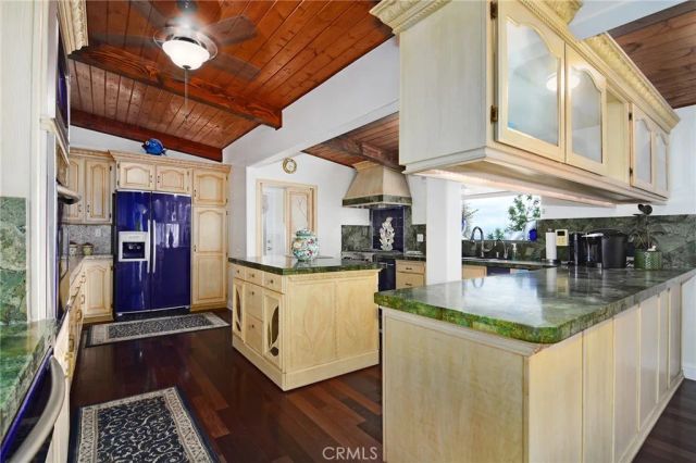 5038 Cerrillos Drive, Woodland Hills, CA 91364