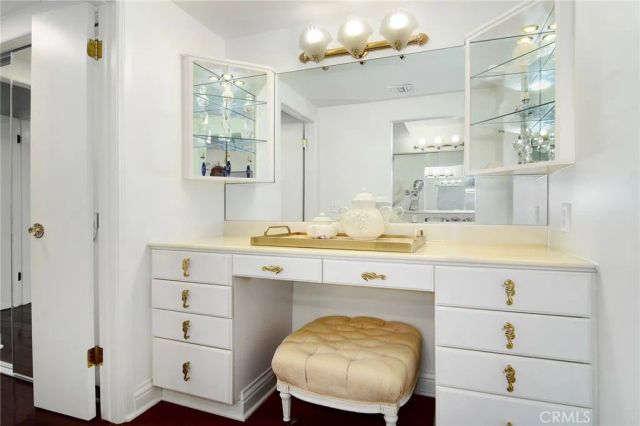 5038 Cerrillos Drive, Woodland Hills, CA 91364