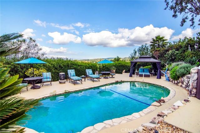 5038 Cerrillos Drive, Woodland Hills, CA 91364