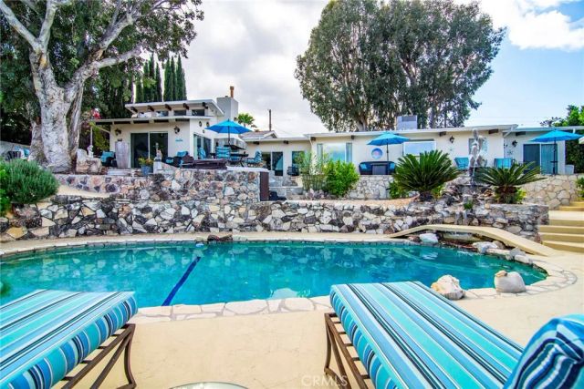 5038 Cerrillos Drive, Woodland Hills, CA 91364