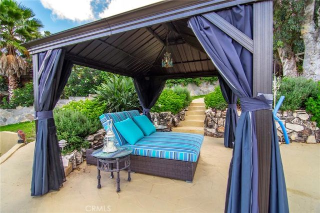 5038 Cerrillos Drive, Woodland Hills, CA 91364