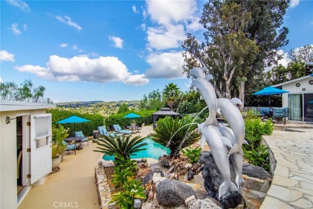 5038 Cerrillos Drive, Woodland Hills, CA 91364