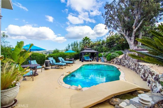 5038 Cerrillos Drive, Woodland Hills, CA 91364