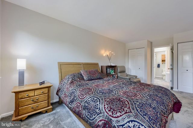 3213 PINEWYN CIR, Lancaster, PA 17601