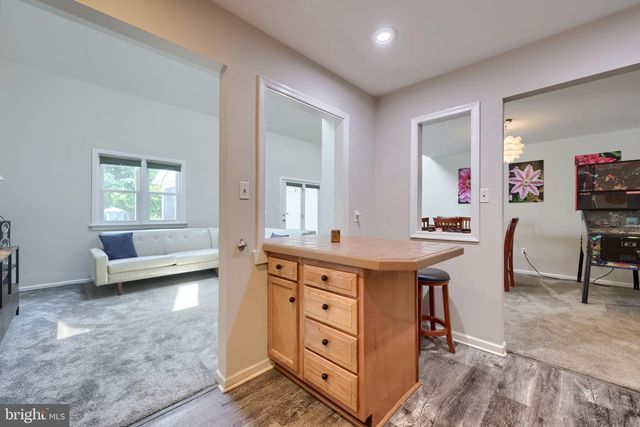 3213 PINEWYN CIR, Lancaster, PA 17601
