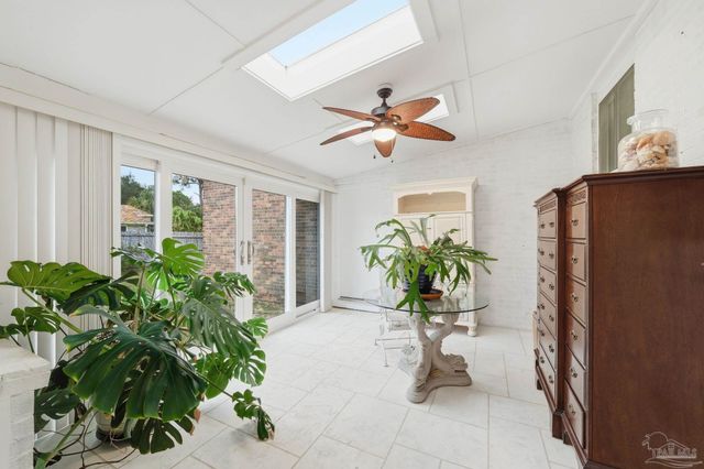 7506 N Shores Dr, Navarre, FL 32566