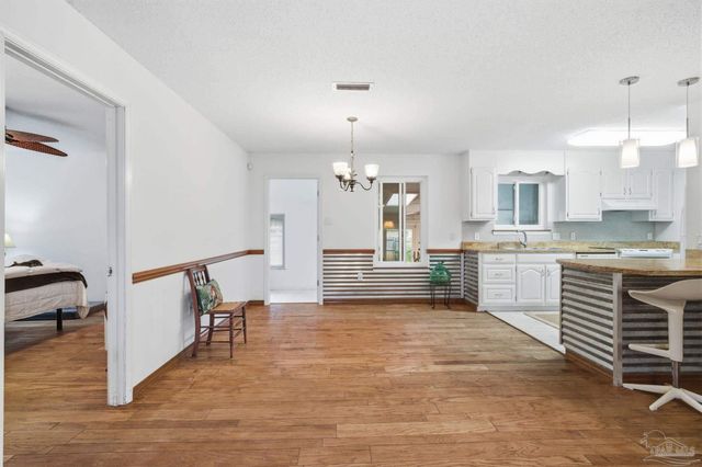 7506 N Shores Dr, Navarre, FL 32566