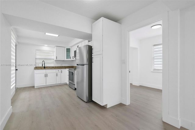 9731 NW 24th Pl, Sunrise, FL 33322