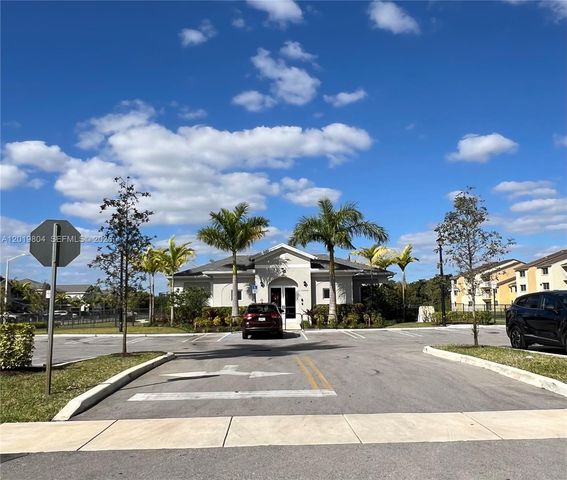 1088 NW 208th Ter 1088, Miami Gardens, FL 33169