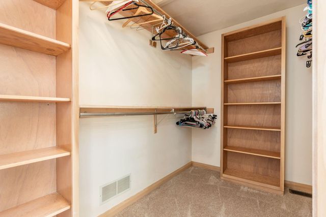 259 Autumn Leaf Court, Columbus, OH 43235