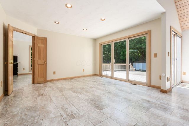 259 Autumn Leaf Court, Columbus, OH 43235