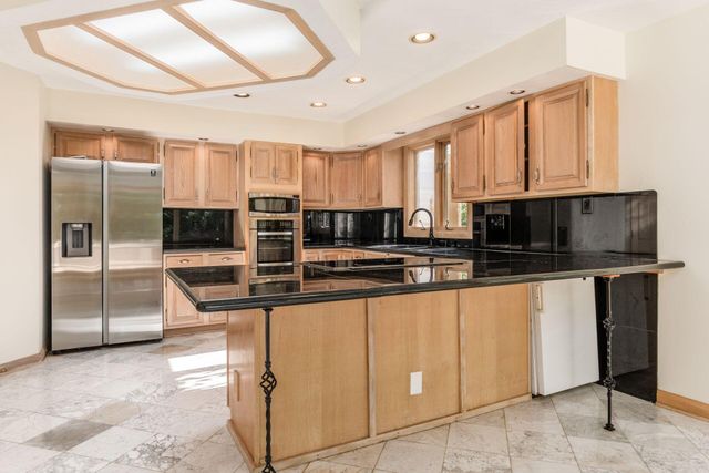 259 Autumn Leaf Court, Columbus, OH 43235